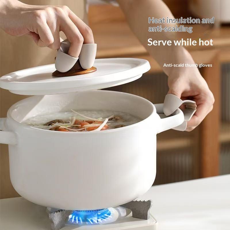 Kitchen Gadgets Built In - Guanti da Cucina in Silicone Antiscivolo,