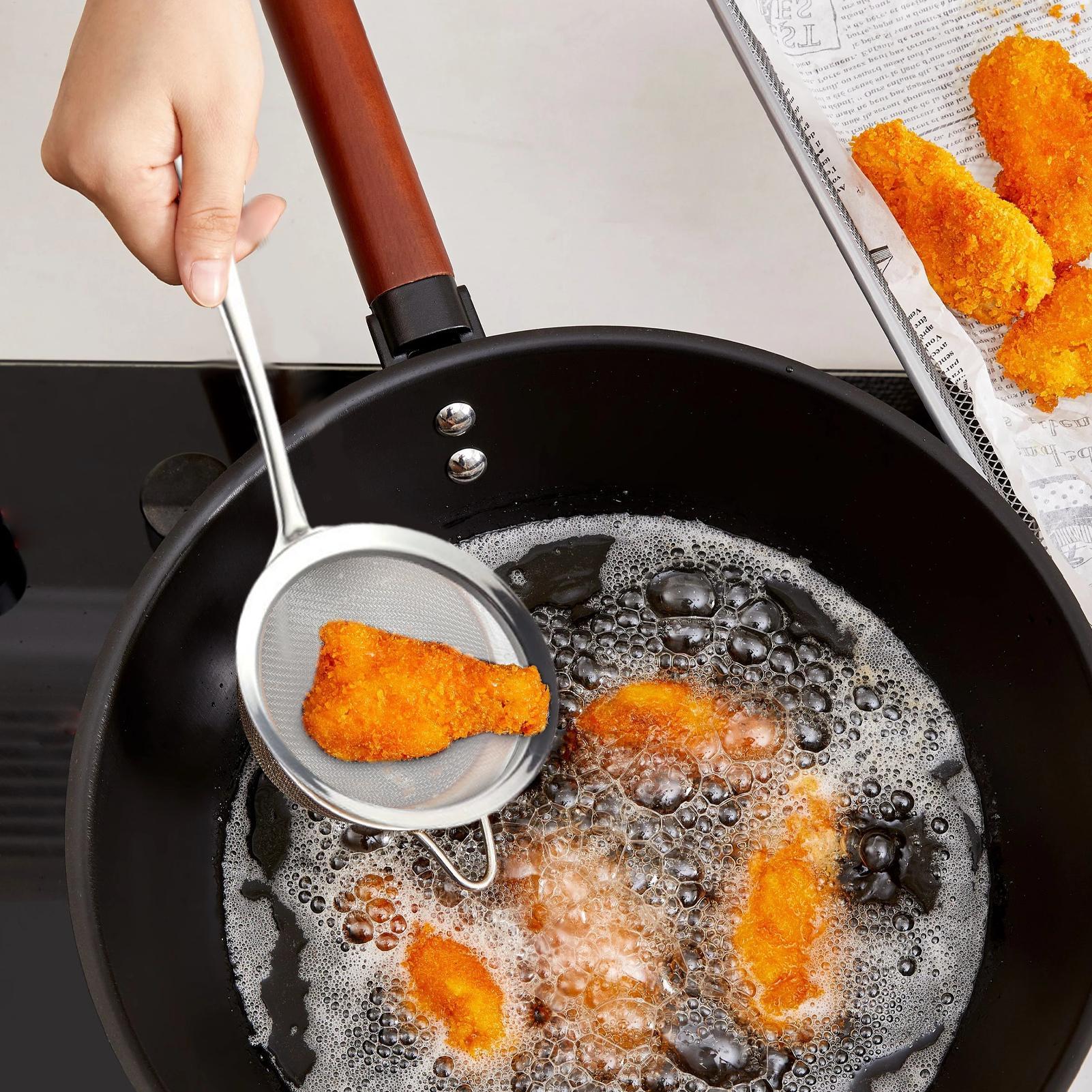 Kitchen Gadgets Pasta - Colino a rete con manico cucchiaio