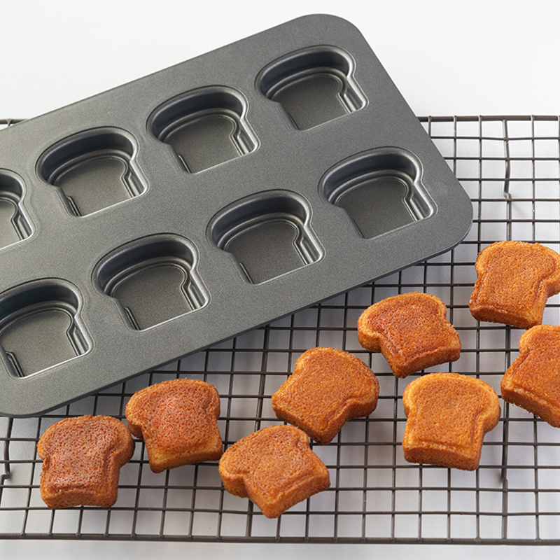 8 cavità pane tostato modello  - Kitchen Gadgets Worth Buying recensione e prezzo